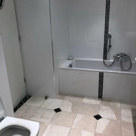 Дом отдыха Souvenir Антиб