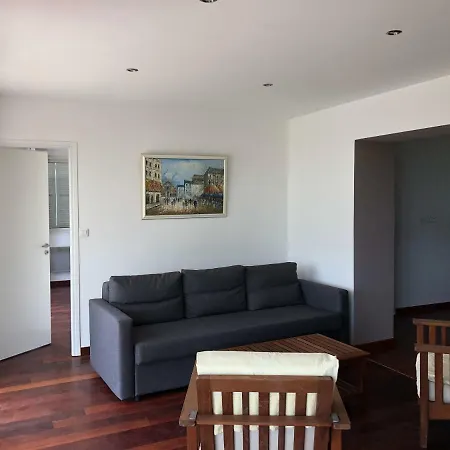 Souvenir Дом отдыха Антиб